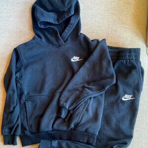 Nike Sweatsuit, size Medium in Black